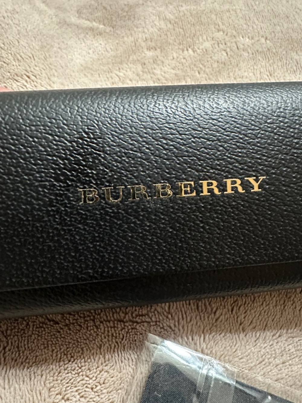 Burberry Tortoiseshell Cat-Eye Sunglasses with Black Case - Picture 15 of 15